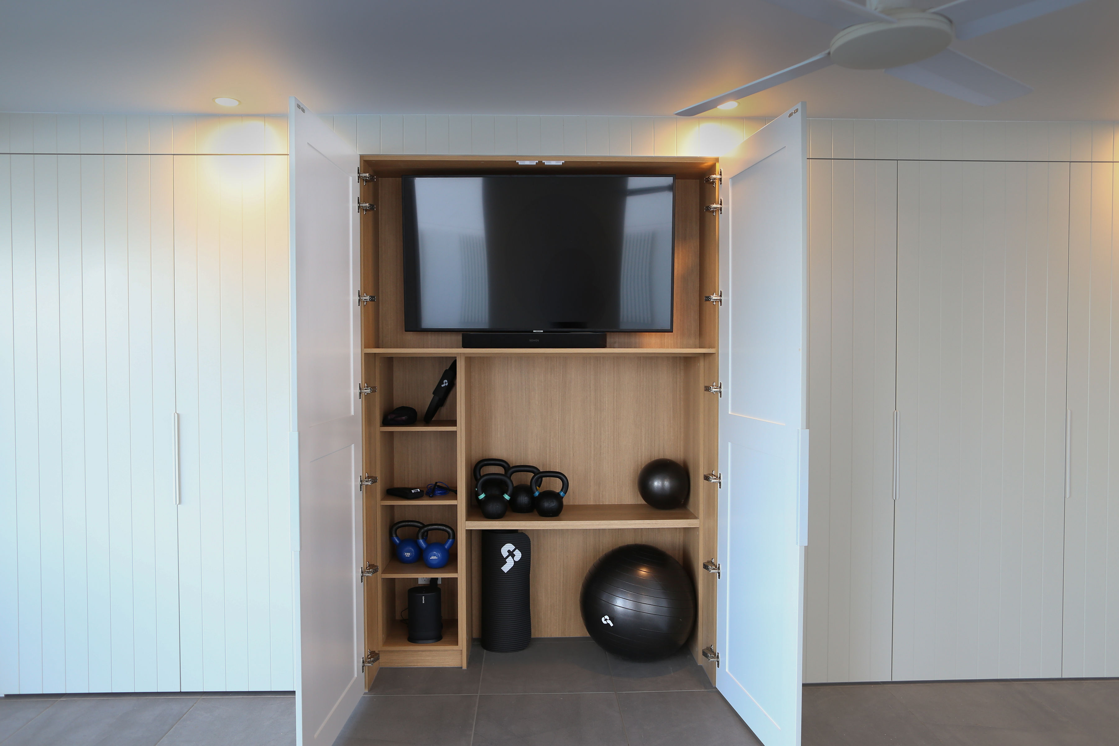 Waterfront Lifestyle Pavilion - image 6